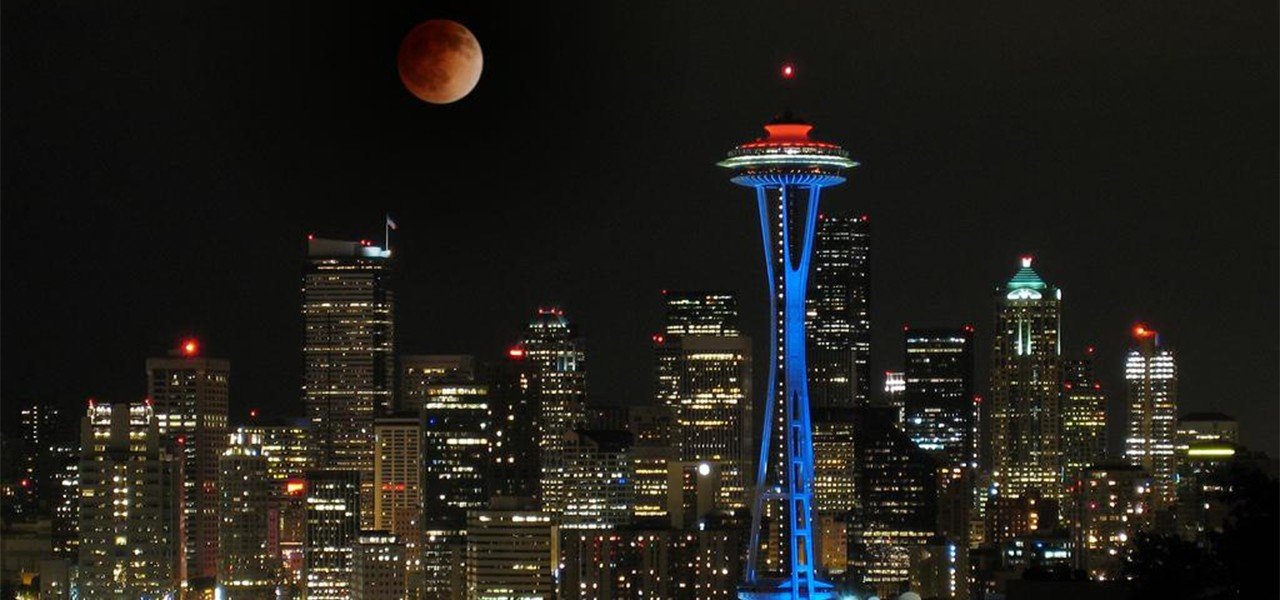 Blood-Moon-from-Kerry-Park-in-Seattle---Imgur
